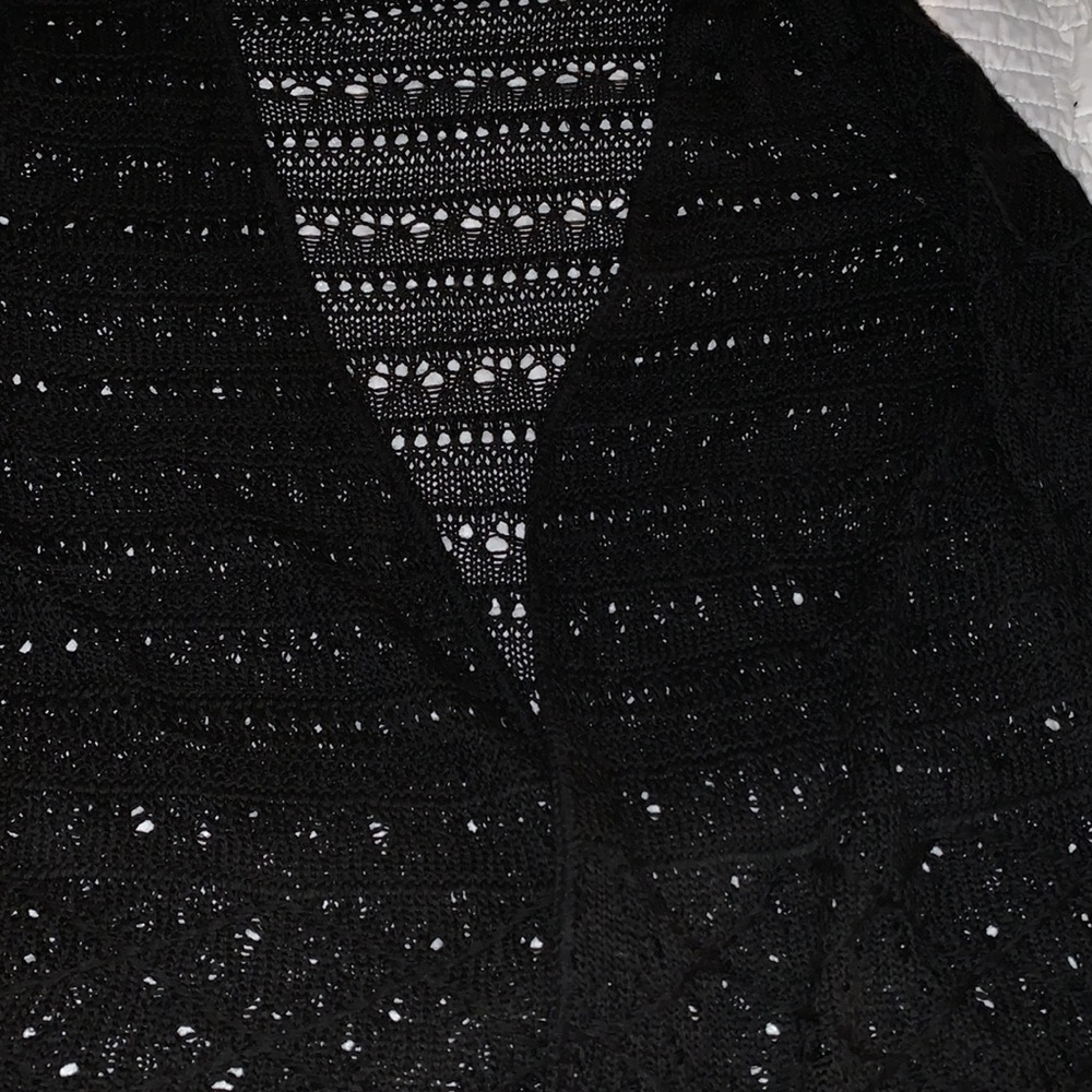 Black crochet shrug/sweater - Picture 3 of 4